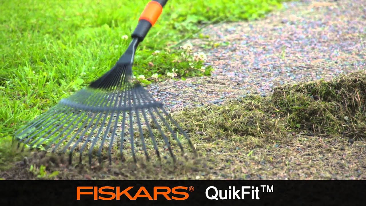 Fiskars QuikFit™ Leaf Rake metal 135201
